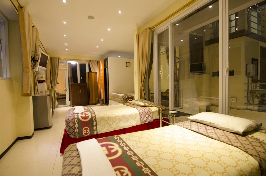Guest House Salon Fora Gegerkalong Setiabudhi Bandung Kültér fotó