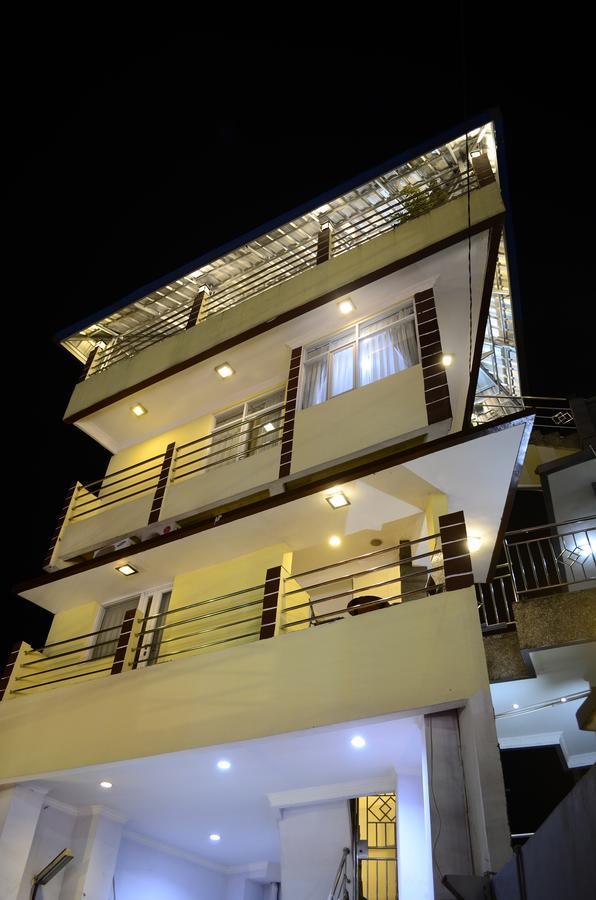 Guest House Salon Fora Gegerkalong Setiabudhi Bandung Kültér fotó